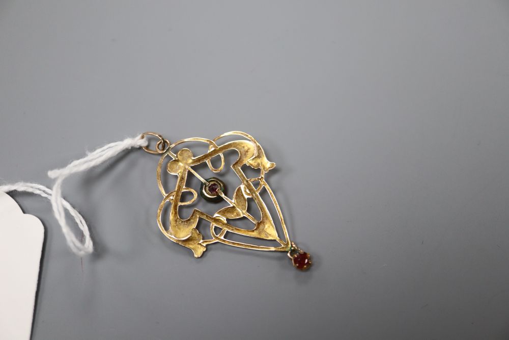 An Edwardian Art Nouveau 9ct and red paste set drop pendant, 46mm, gross 1.8 grams.